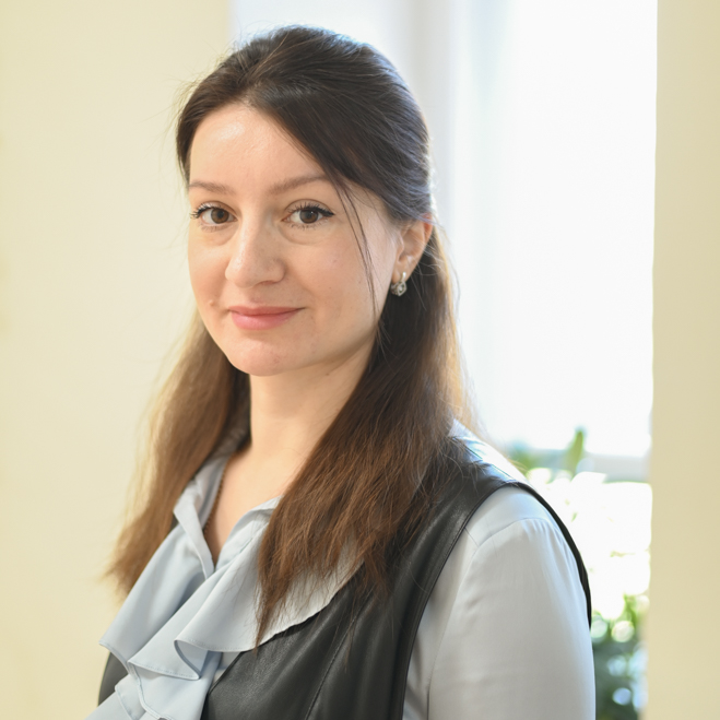 Заместитель начальника отдела кадров
